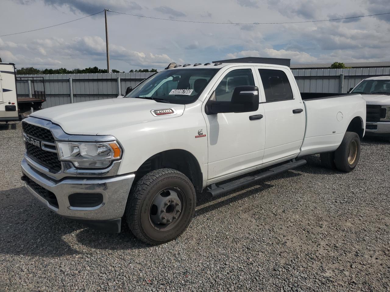 2024 Ram 3500 Tradesman, VIN 3C63RRGL9RG128762 — Normal wear