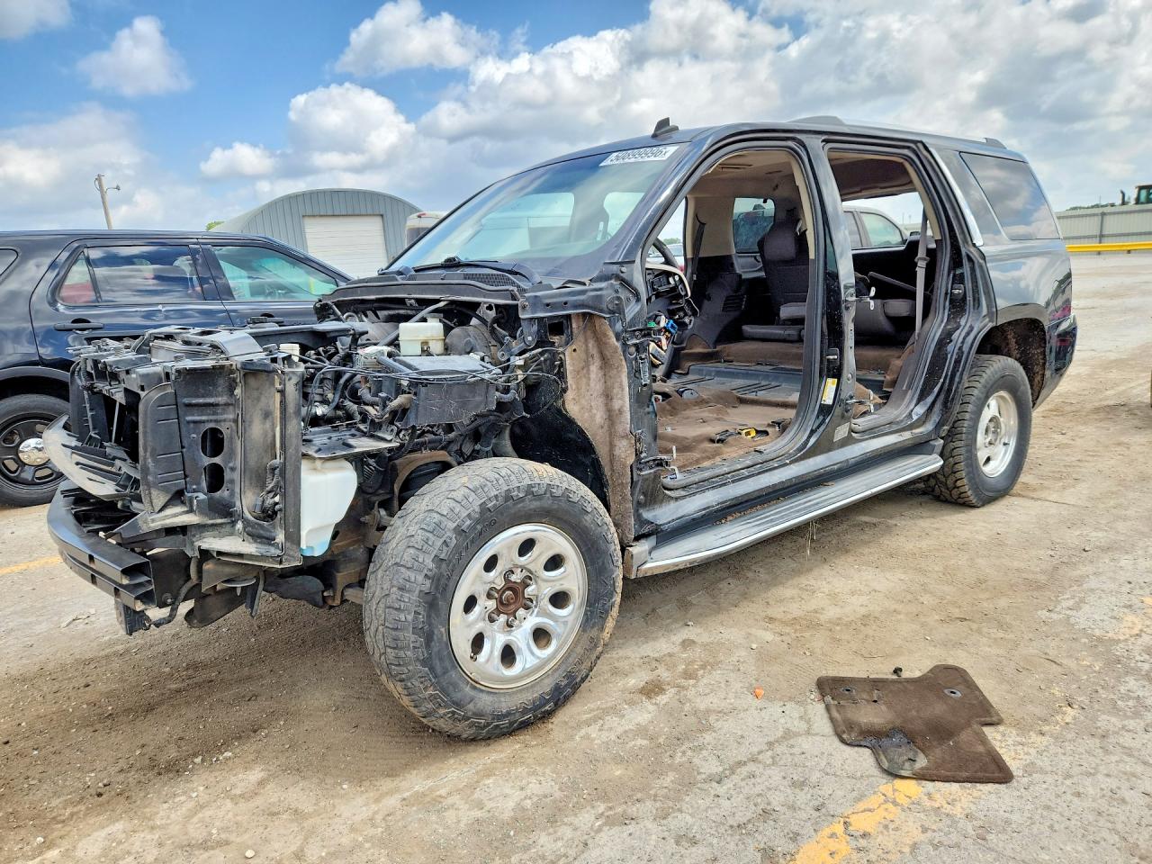 2015 GMC Yukon Denali, VIN 1GKS2CKJ7FR227222 — Stripped
