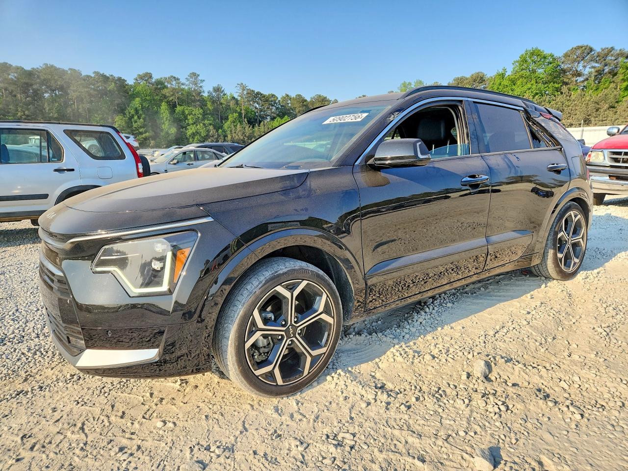 2024 Kia Niro SX, VIN KNDCT3LE5R5127484 — Side