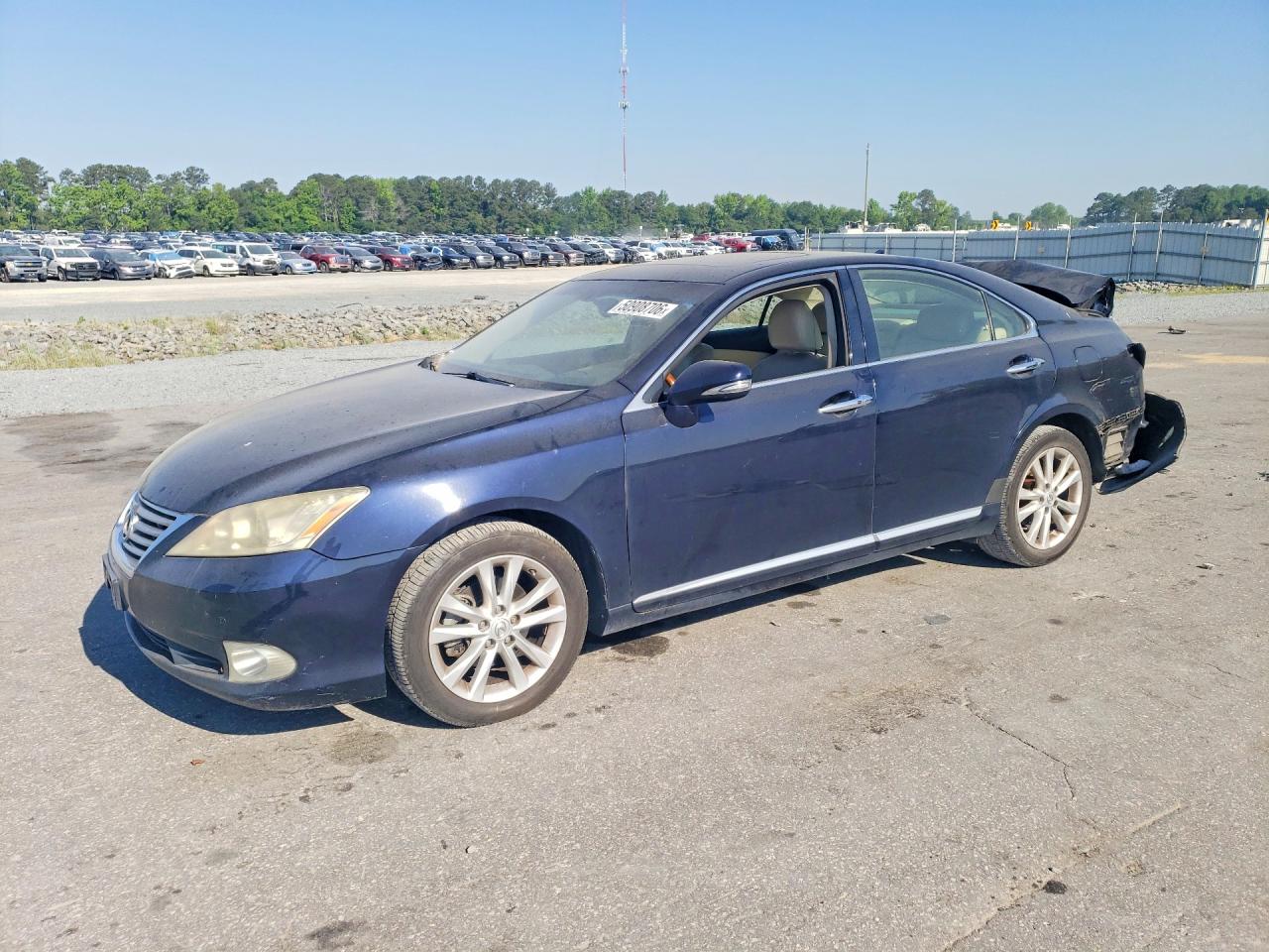 2010 Lexus ES 330, VIN JTHBK1EG1A2398015 — Rear end