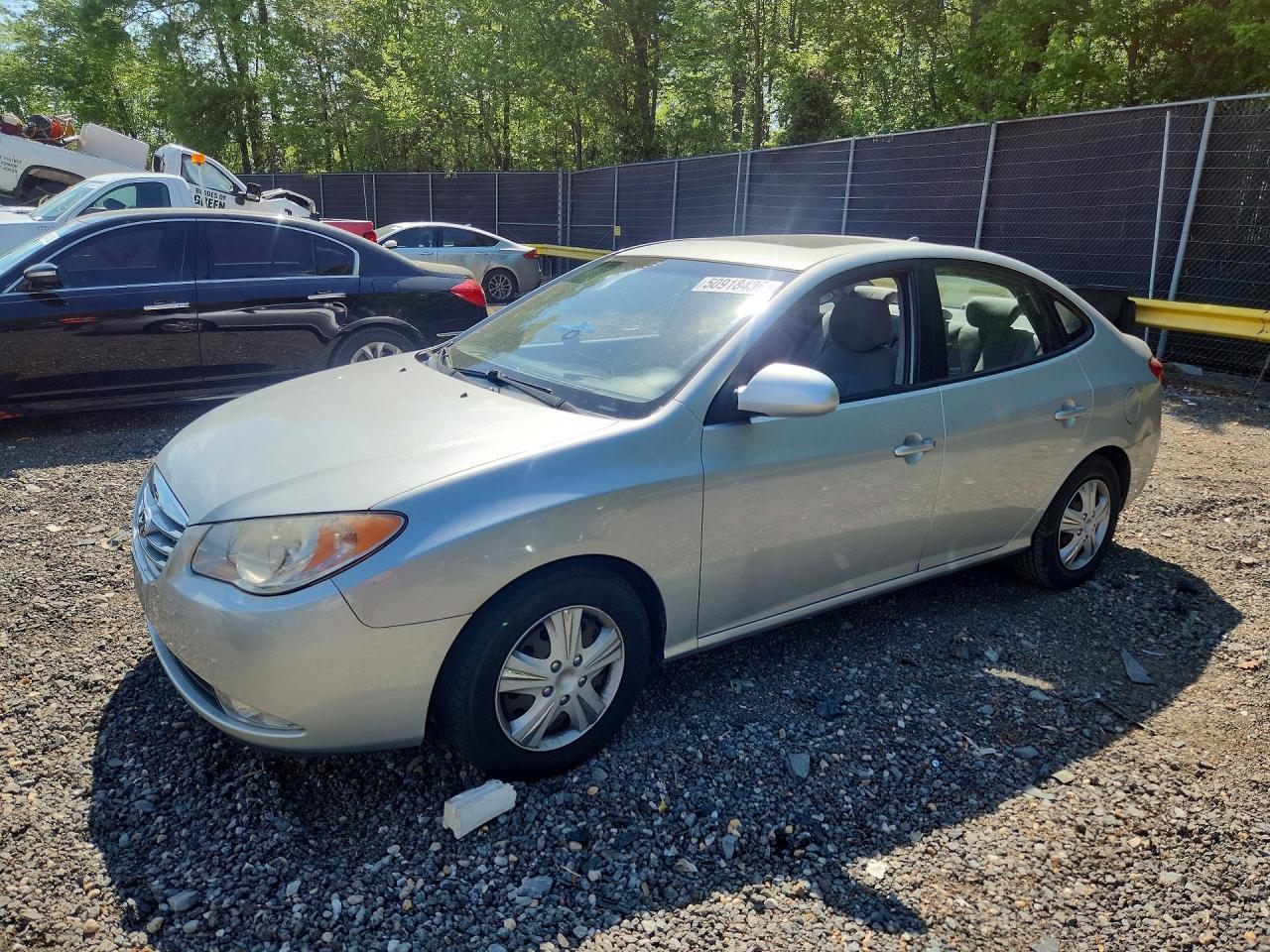 2010 Hyundai Elantra GLS, VIN KMHDU4AD8AU068485 — Vandalism