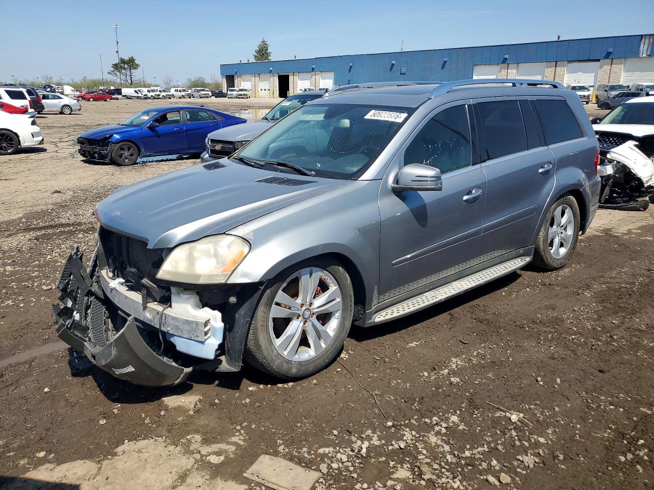 2012 Mercedes-Benz GL 450, VIN 4JGBF7BE4CA801193 — Front end