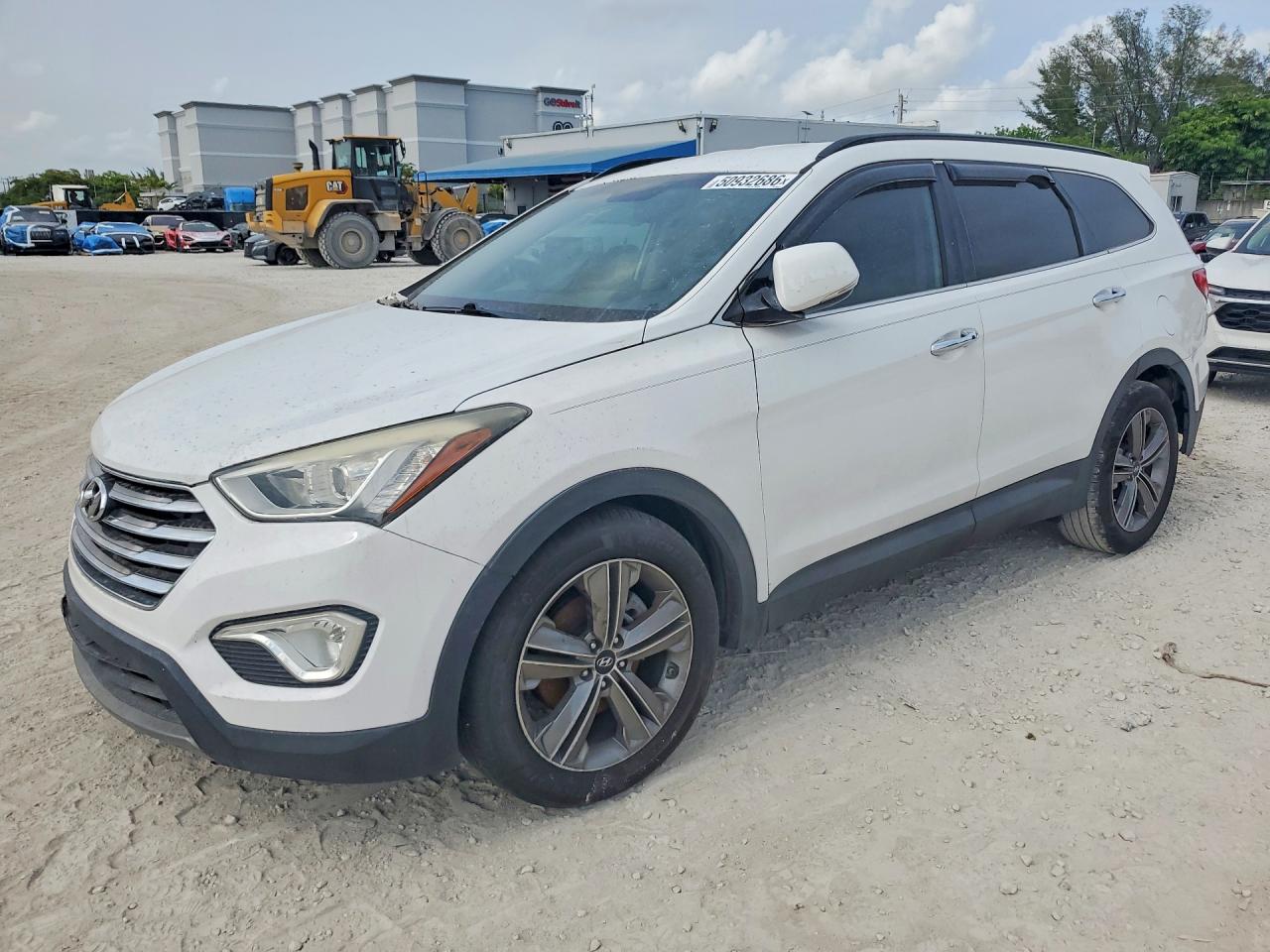 2013 Hyundai Santa Fe Limited, VIN KM8SR4HF9DU033443 — Minor dents and scratches