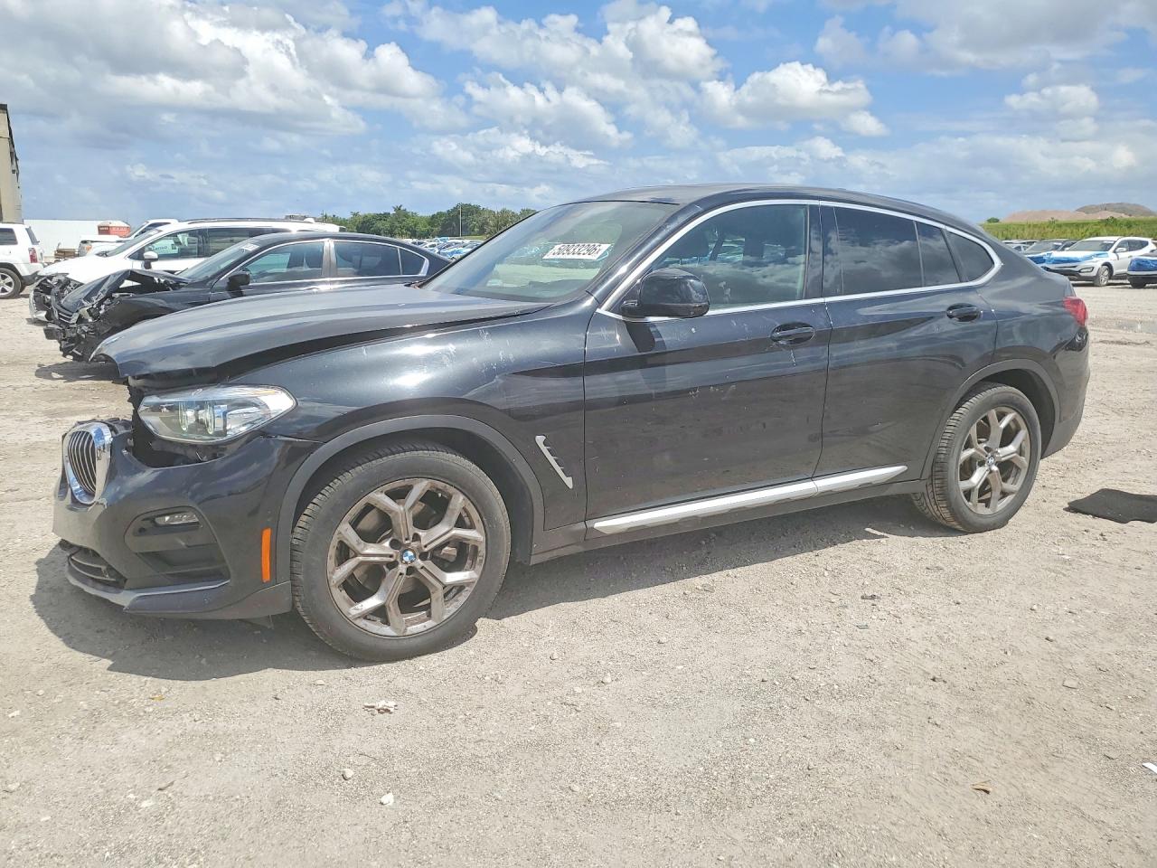 2021 BMW X4 xDrive30i, VIN 5UX2V1C0XM9G91052 — Front end