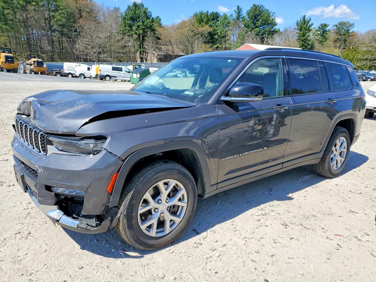 2023 Jeep Grand Cherokee Limited, VIN 1C4RJKBGXP8810838 — Front end