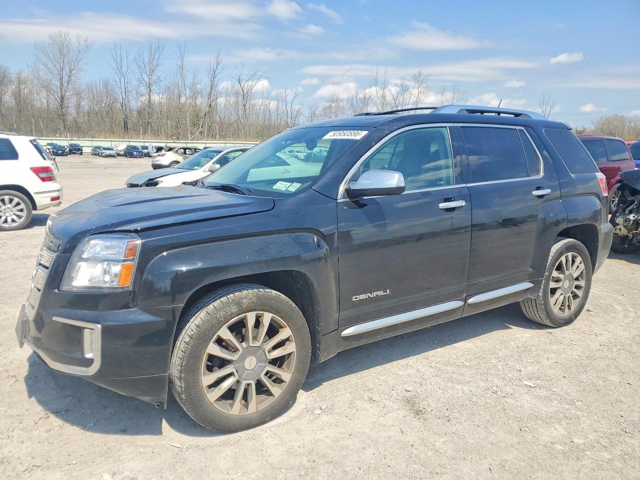2016 GMC Terrain Denali, VIN 2GKFLVE31G6317129 — Front end