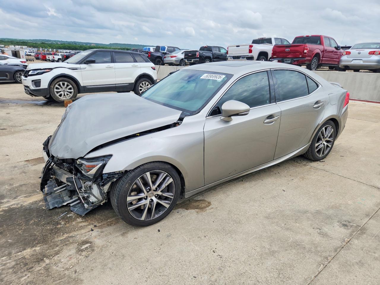 2019 Lexus IS 300, VIN JTHBA1D22K5095284 — Перед