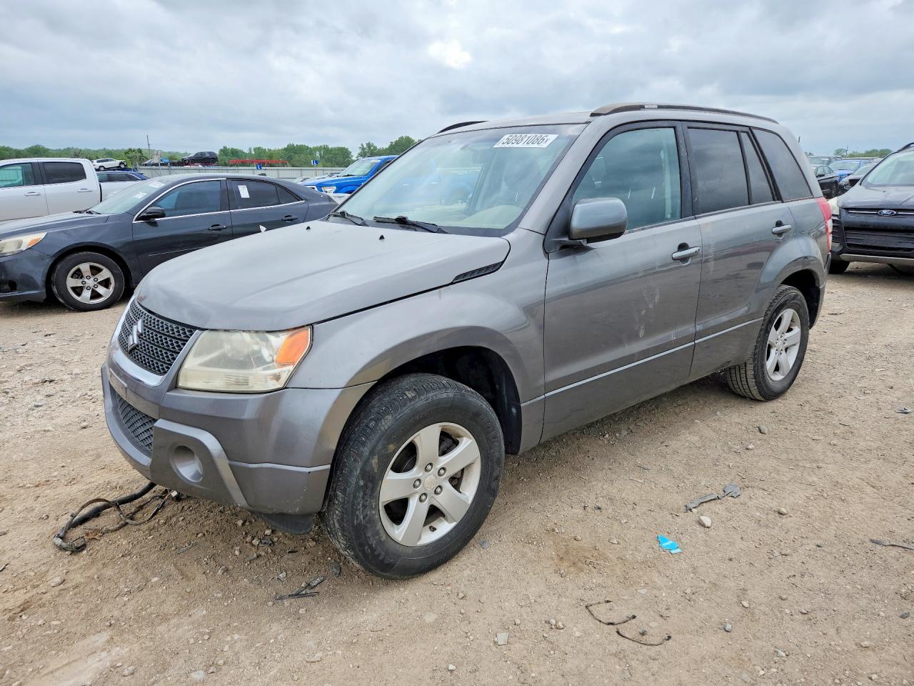 2009 Suzuki Grand Vitara, VIN JS3TD044894100837 — Мелкие вмятины и царапины