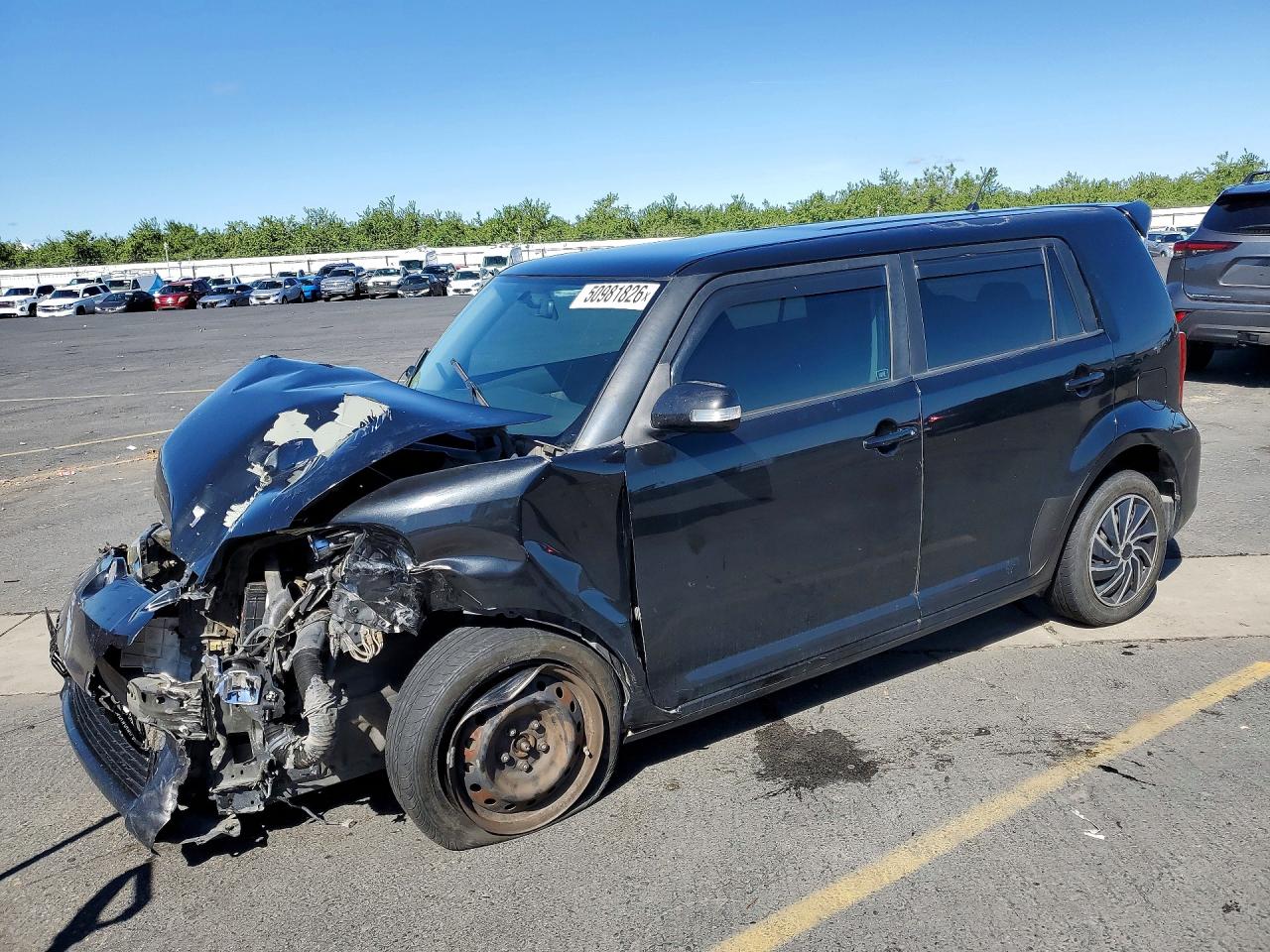 2014 Scion xB, VIN JTLZE4FE1EJ060989 — Front end