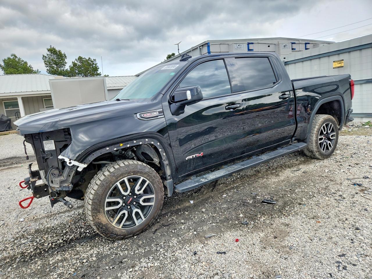 2021 GMC Sierra 1500 AT4, VIN 3GTP9EEL3MG457777 — Front end