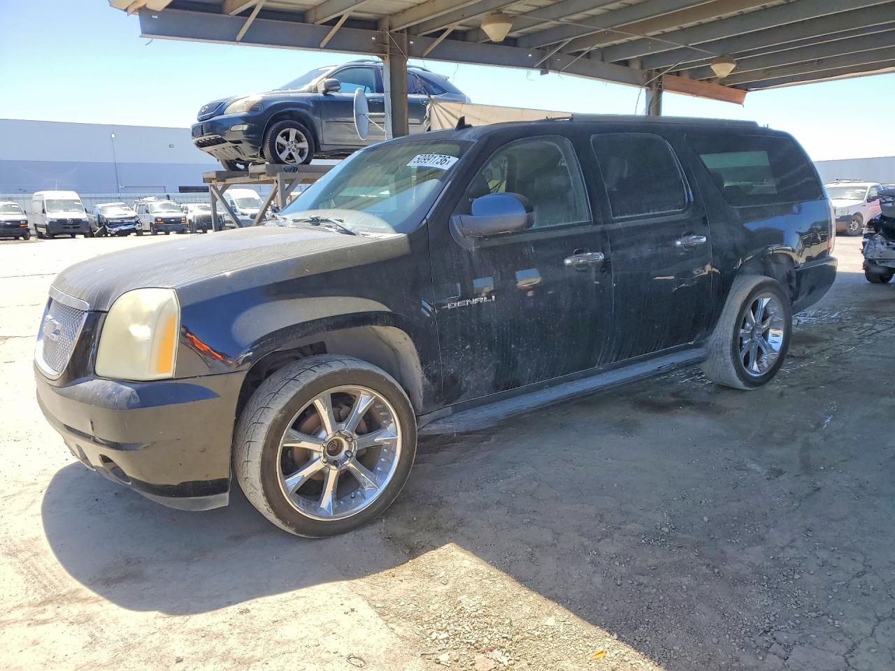 2007 GMC Yukon XL, VIN 1GKFK66847J202773 — Vandalism