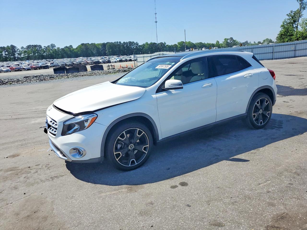2019 Mercedes-Benz GLA 250, VIN WDCTG4EB7KU014896 — Front end