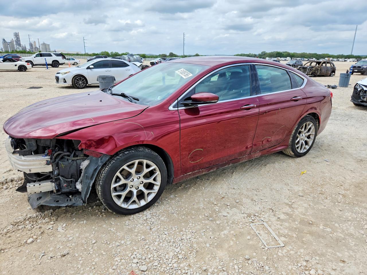 2015 Chrysler 200 C, VIN 1C3CCCEG8FN540515 — Front end