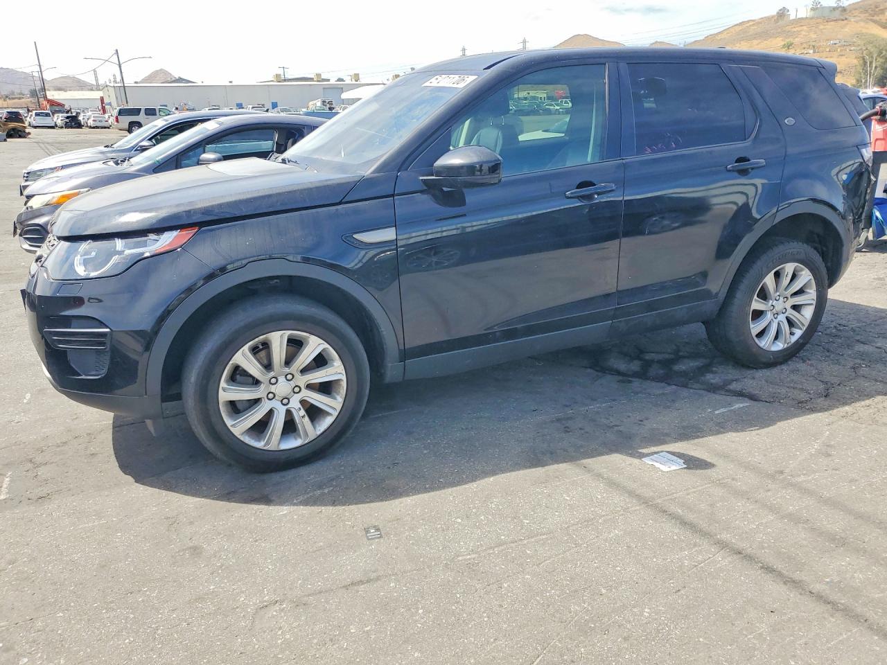 2019 Land Rover Discovery Sport SE, VIN SALCP2FX1KH812011 — Front end
