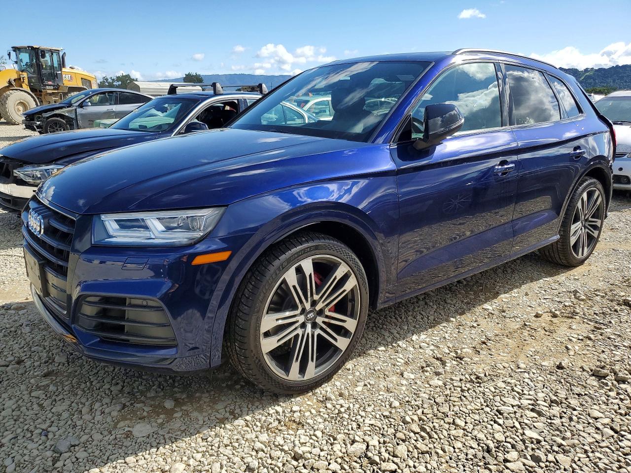 2020 Audi SQ5 Premium Plus, VIN WA1B4AFYXL2070009 — Зад