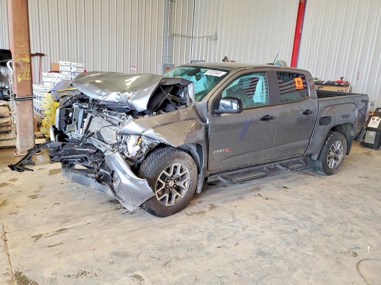 2022 GMC Canyon 4WD AT4, VIN 1GTG6FEN0N1258427 — Front end