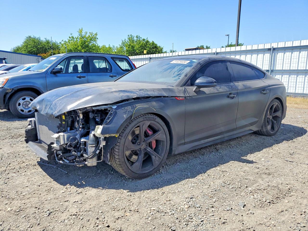 2021 Audi RS 5 Sportback, VIN WUAAWCF5XMA904531 — Перед