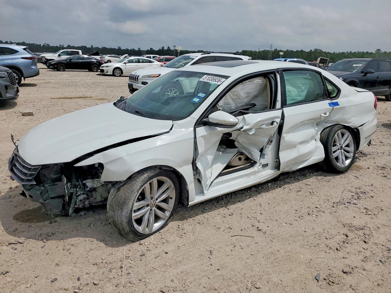 2019 Volkswagen Passat Wolfsburg Edition, VIN 1VWLA7A35KC014485 — Side