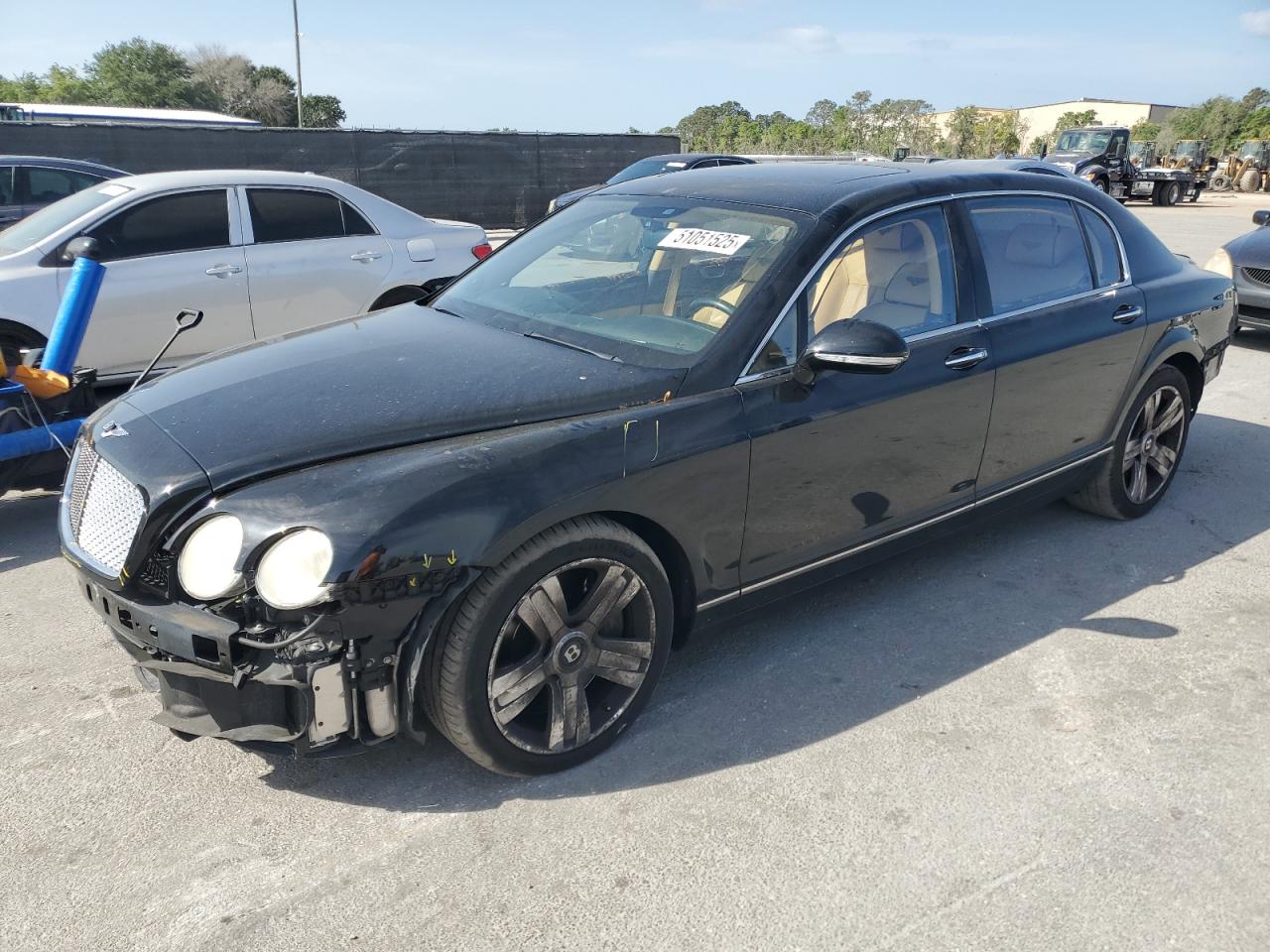 2013 Bentley Flying Spur, VIN SCBBR9ZA2DC082321 — Rear end