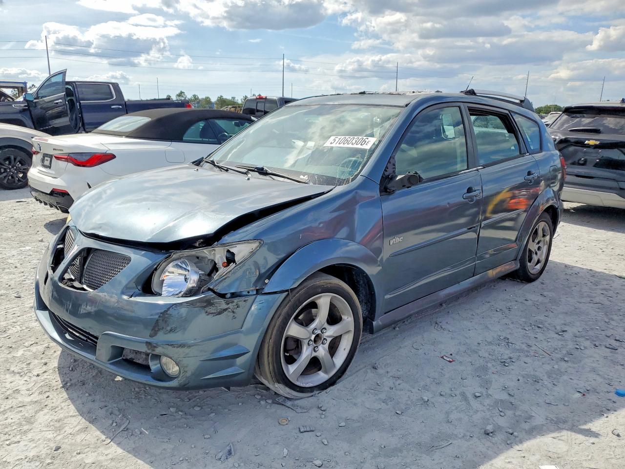 2006 Pontiac Vibe, VIN 5Y2SL65826Z427265 — Side