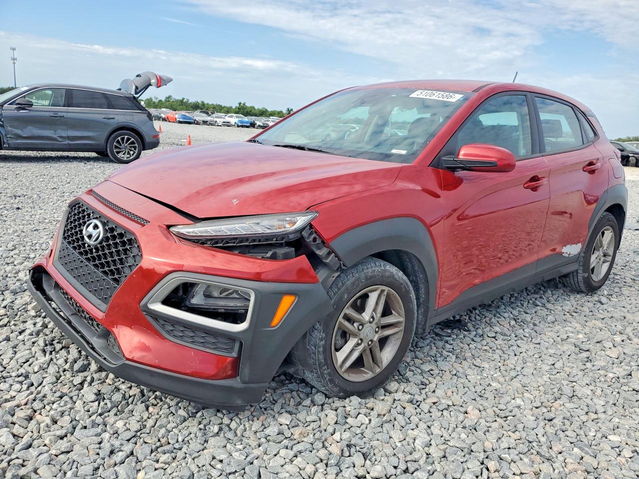 2021 Hyundai Kona SE, VIN KM8K12AA6MU707123 — Front end