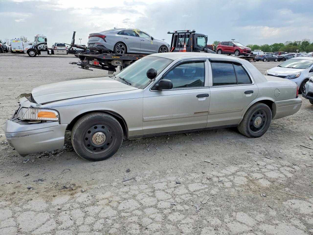2009 Ford Police Interceptor, VIN 2FAHP71V09X143357 — Front end