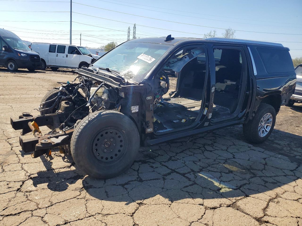 2015 Cadillac Escalade ESV Platinum, VIN 1GYS4UKJ8FR596905 — Stripped