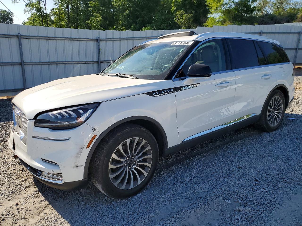 2021 Lincoln Aviator Reserve, VIN 5LM5J7WC9MGL11588 — Front end