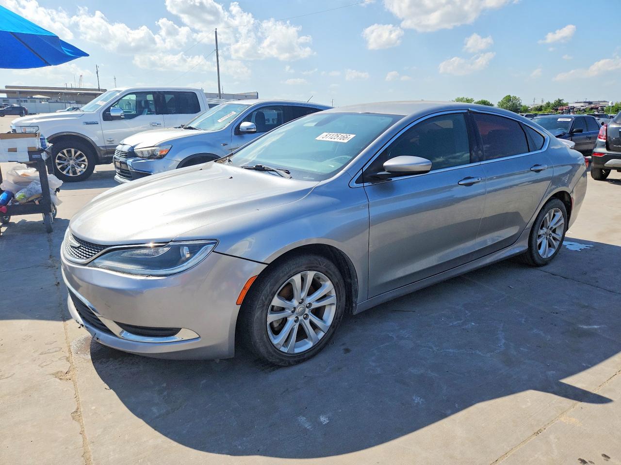 2015 Chrysler 200 Limited, VIN 1C3CCCAB8FN646215 — Rear end