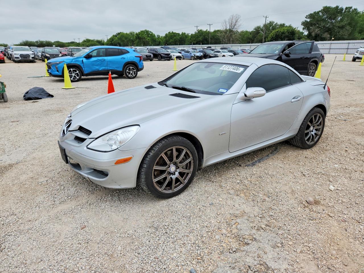 2008 Mercedes-Benz SLK 350, VIN WDBWK56F48F181348 — Front end
