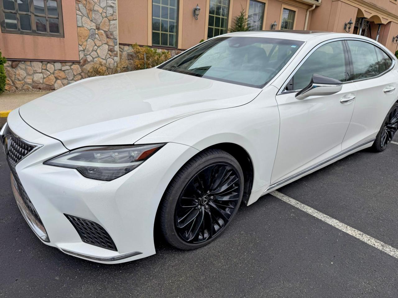 2021 Lexus LS 500, VIN JTHD51FF4M5014687 — Мелкие вмятины и царапины