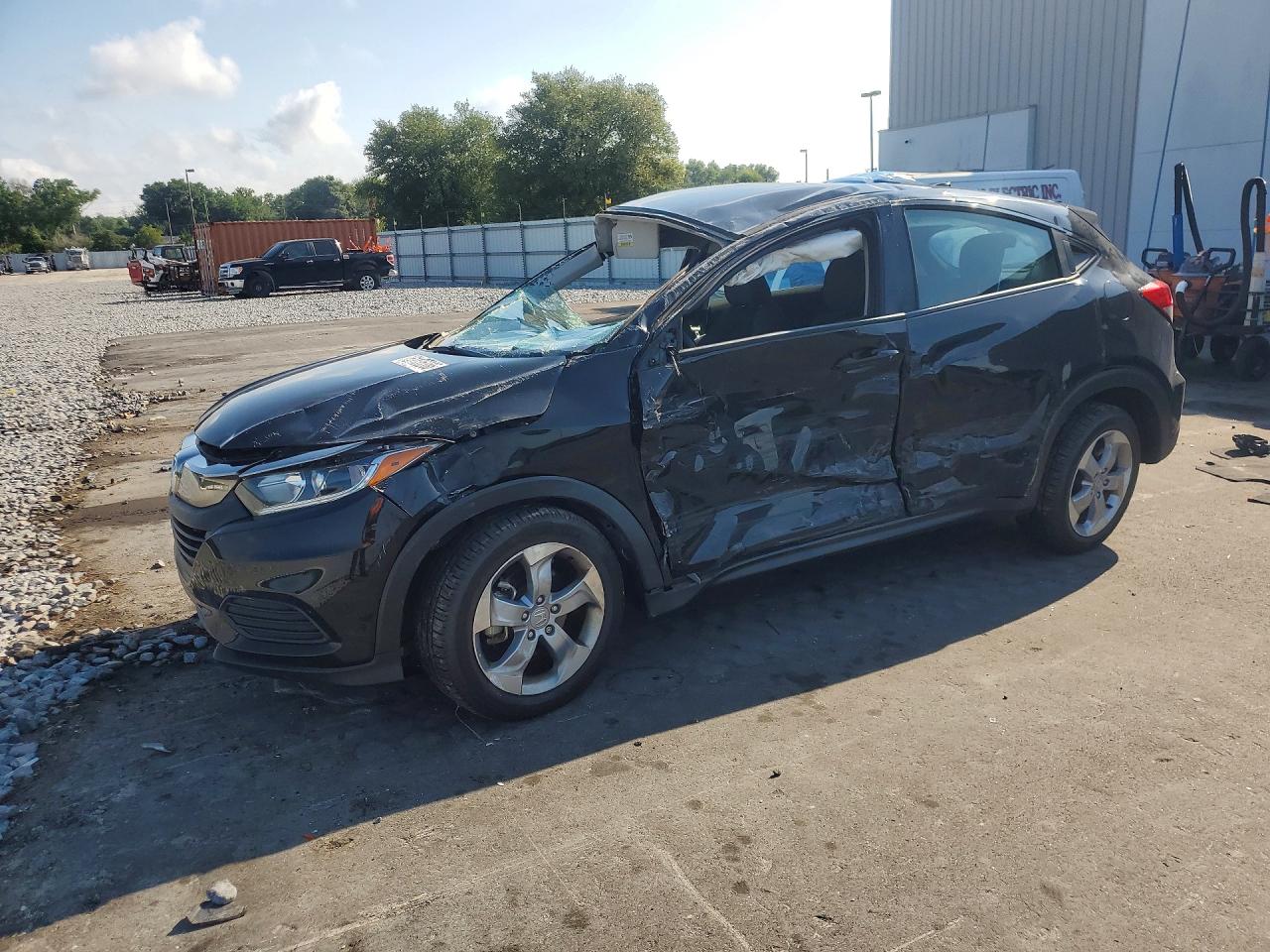 2021 Honda HR-V LX, VIN 3CZRU5H34MM710362 — Крыша