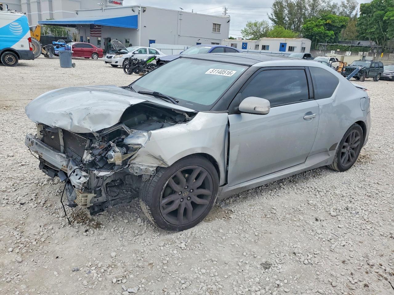 2014 Scion tC, VIN JTKJF5C73E3068767 — Front end