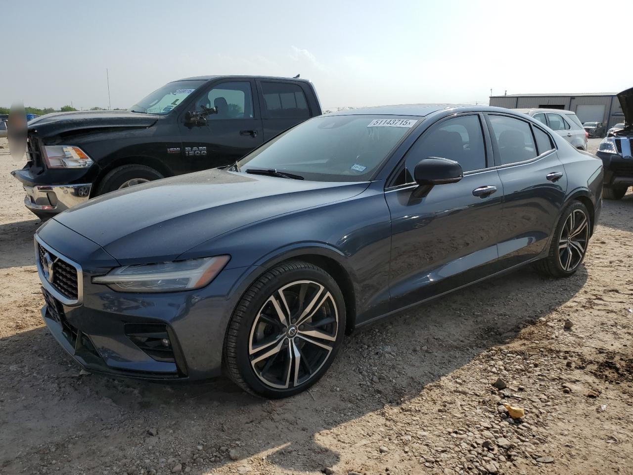2019 Volvo S60 R-Design, VIN 7JR102FM5KG005023 — Interior fire