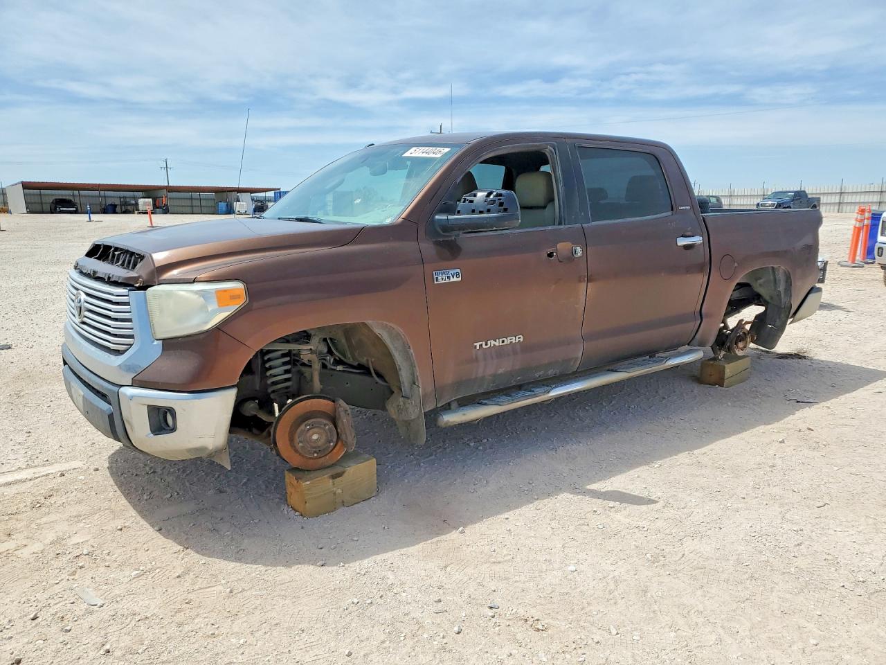 2016 Toyota Tundra Limited, VIN 5TFFW5F19GX206280 — Stripped