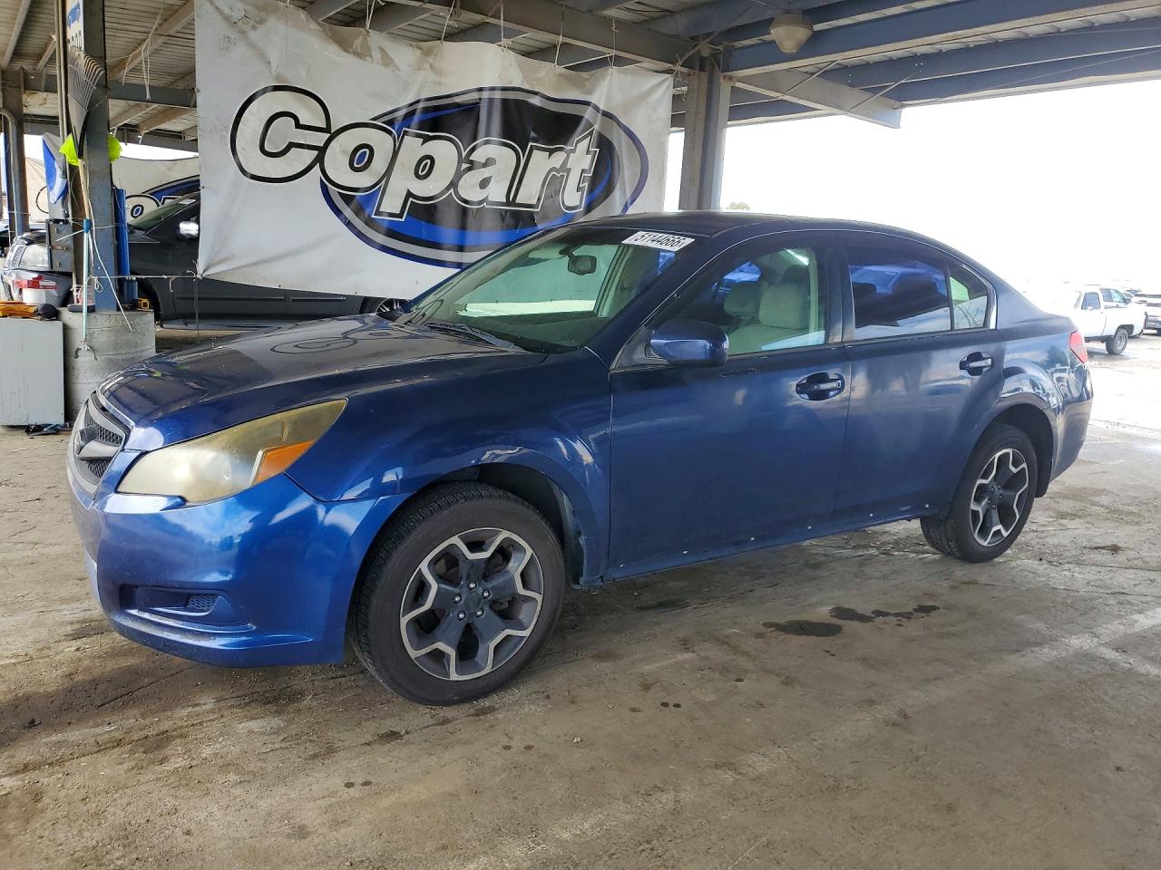 2011 Subaru Legacy Premium, VIN 4S3BMBF66B3245715 — Stripped