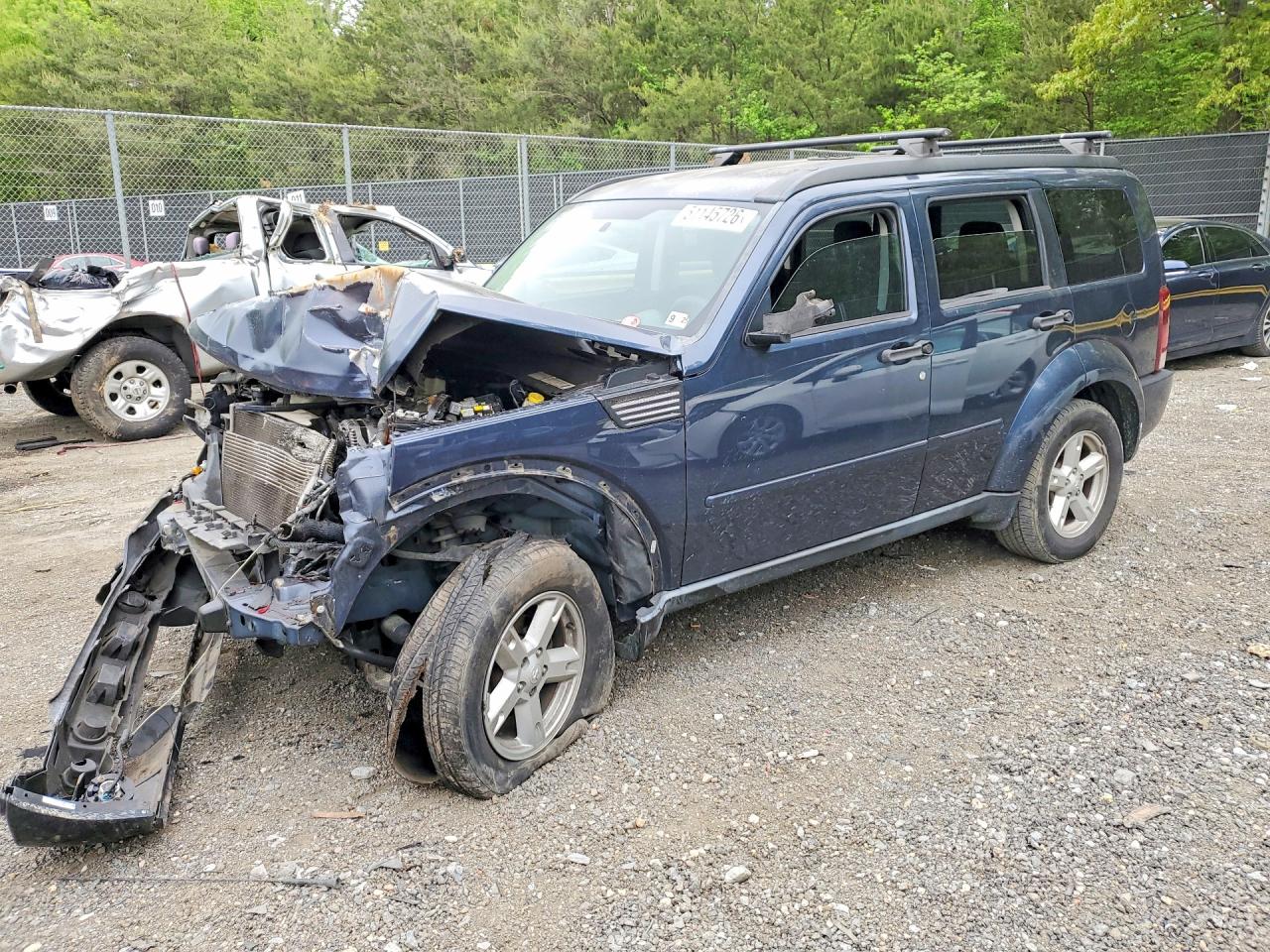 2008 Dodge Nitro SXT, VIN 1D8GU28K08W166081 — Front end