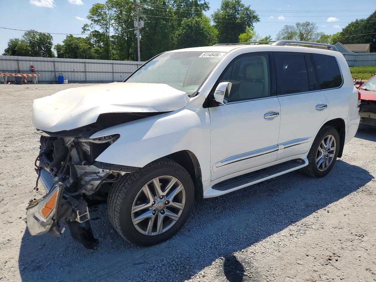 2015 Lexus LX 570, VIN JTJHY7AX7F4171777 — Front end