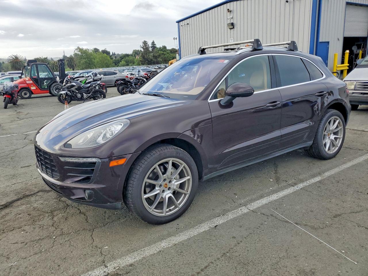 2017 Porsche Macan S, VIN WP1AB2A51HLB13257 — Minor dents and scratches