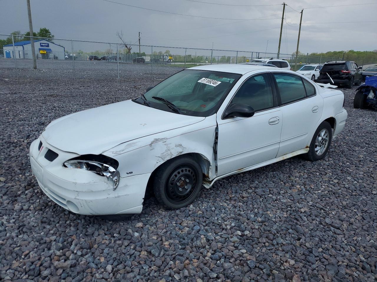2004 Pontiac Grand Am SE1, VIN 1G2NF52E84M624352 — Front end