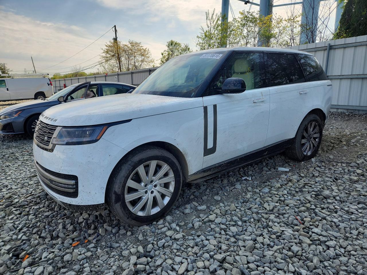 2025 Land Rover Range Rover SE, VIN SALKP9FU8SA275611 — Mechanical