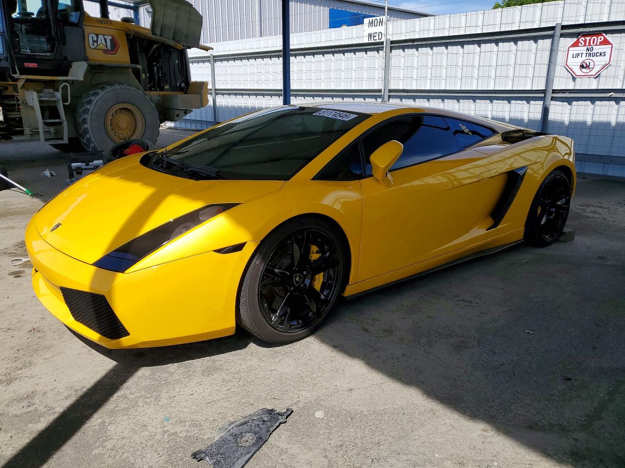 2008 Lamborghini Gallardo, VIN ZHWGU12T08LA06448 — Пожар в моторном отсеке