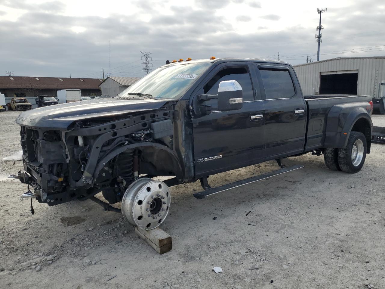 2019 Ford F-450 XL, VIN 1FT8W4DT6KEG37025 — Front end