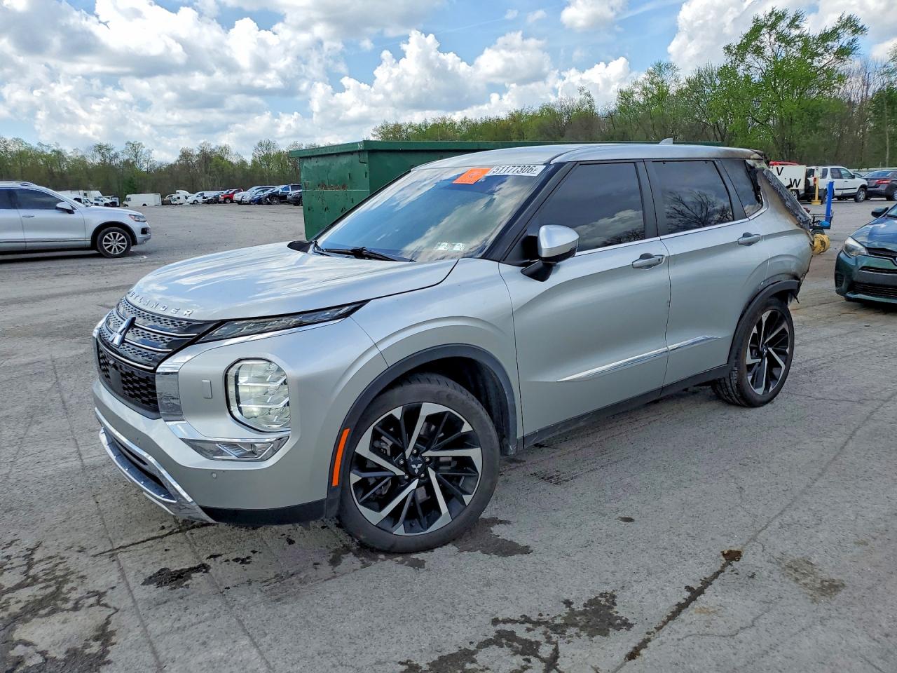 2022 Mitsubishi Outlander SE, VIN JA4J4UA8XNZ053841 — Burn