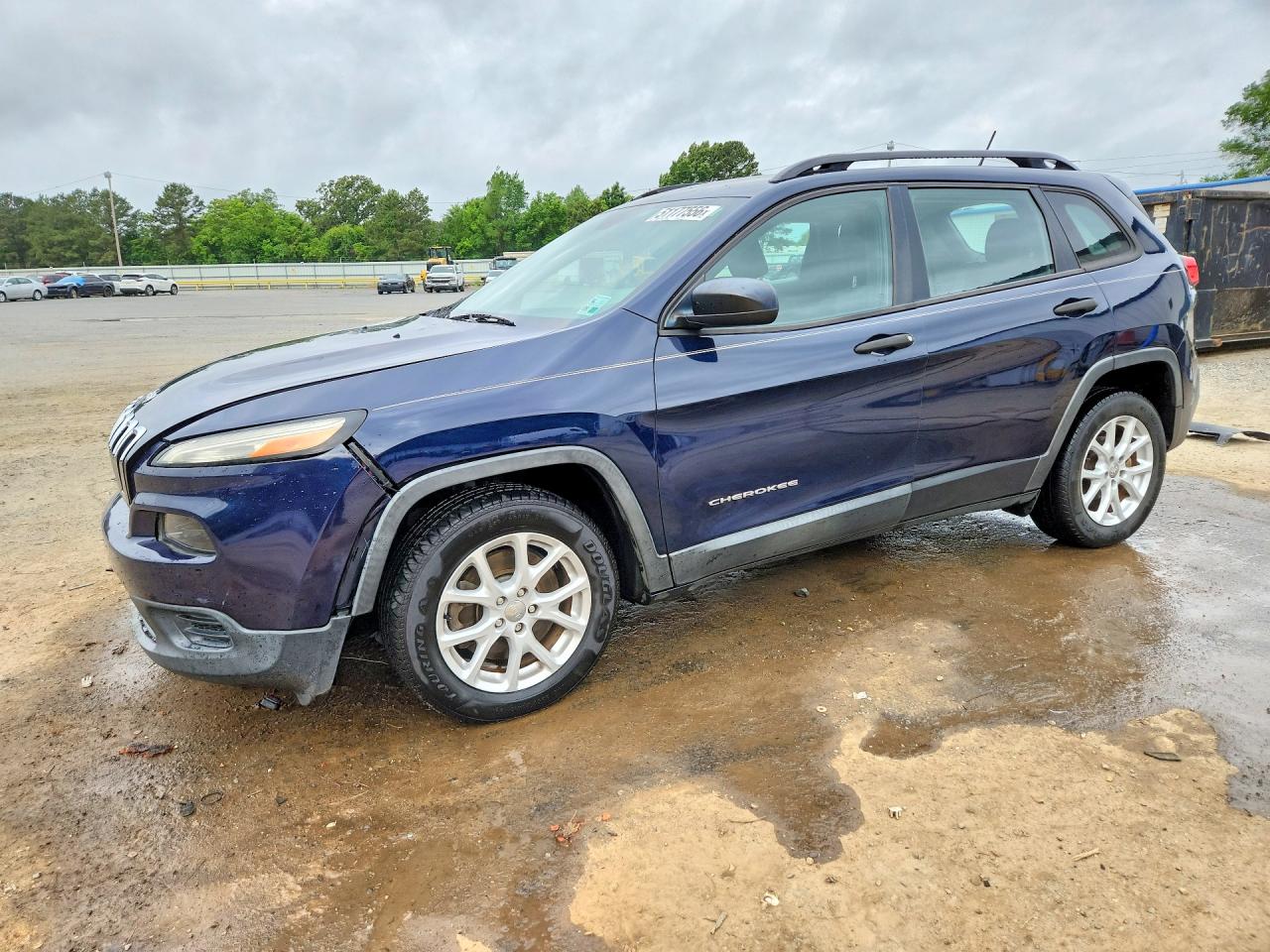 2016 Jeep Cherokee Sport, VIN 1C4PJLAB5GW138184 — Front end