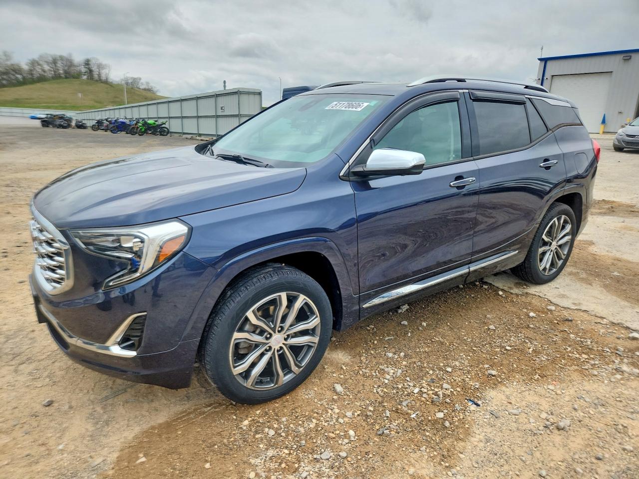 2019 GMC Terrain Denali, VIN 3GKALXEX8KL171051 — Град