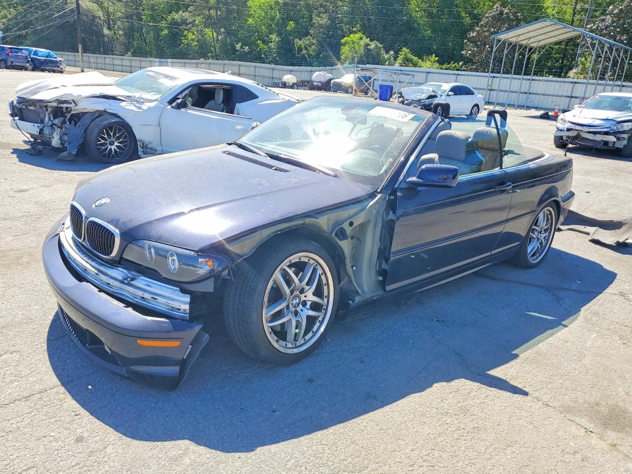 2004 BMW 3 Series 330Ci, VIN WBABW53464PL47894 — Перед