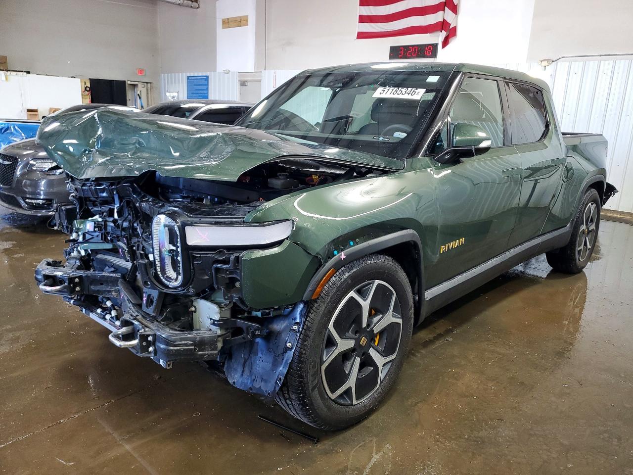 2023 Rivian R1T Adventure, VIN 7FCTGAAA3PN024998 — Front end