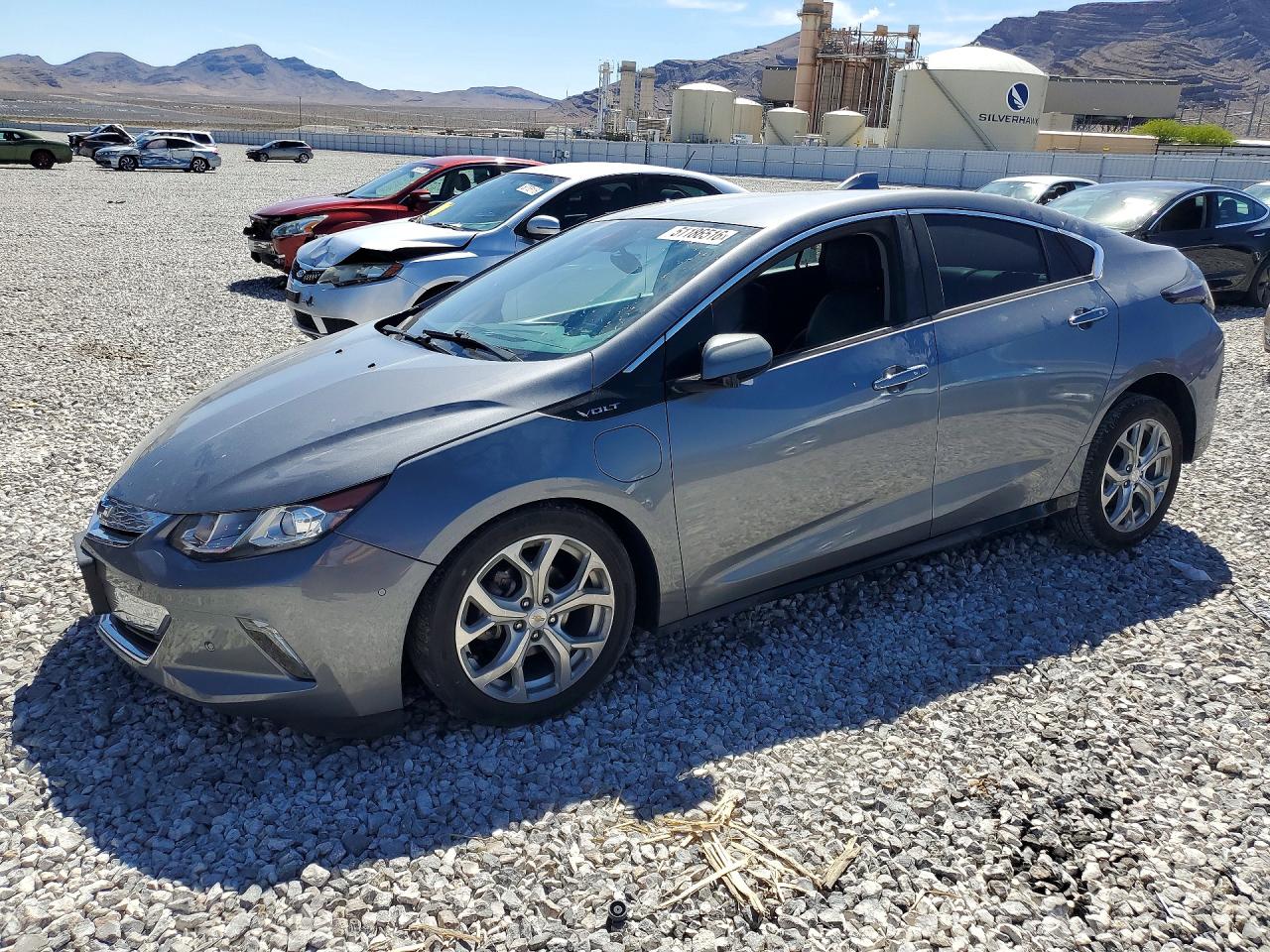 2018 Chevrolet Volt Premier, VIN 1G1RB6S56JU154065 — Front end
