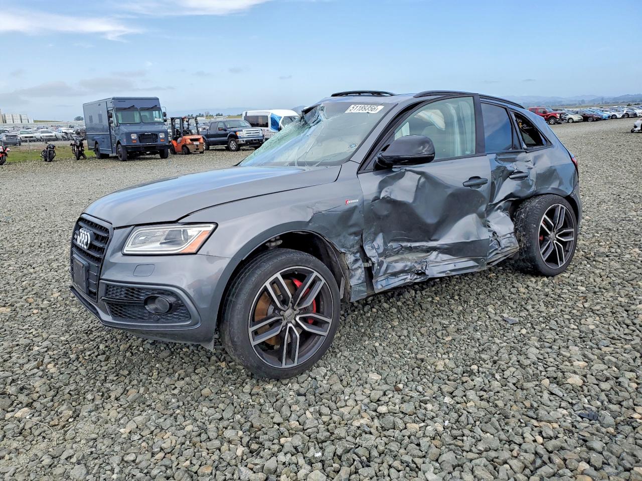 2017 Audi SQ5 Premium Plus, VIN WA1CCAFP4HA030889 — Side